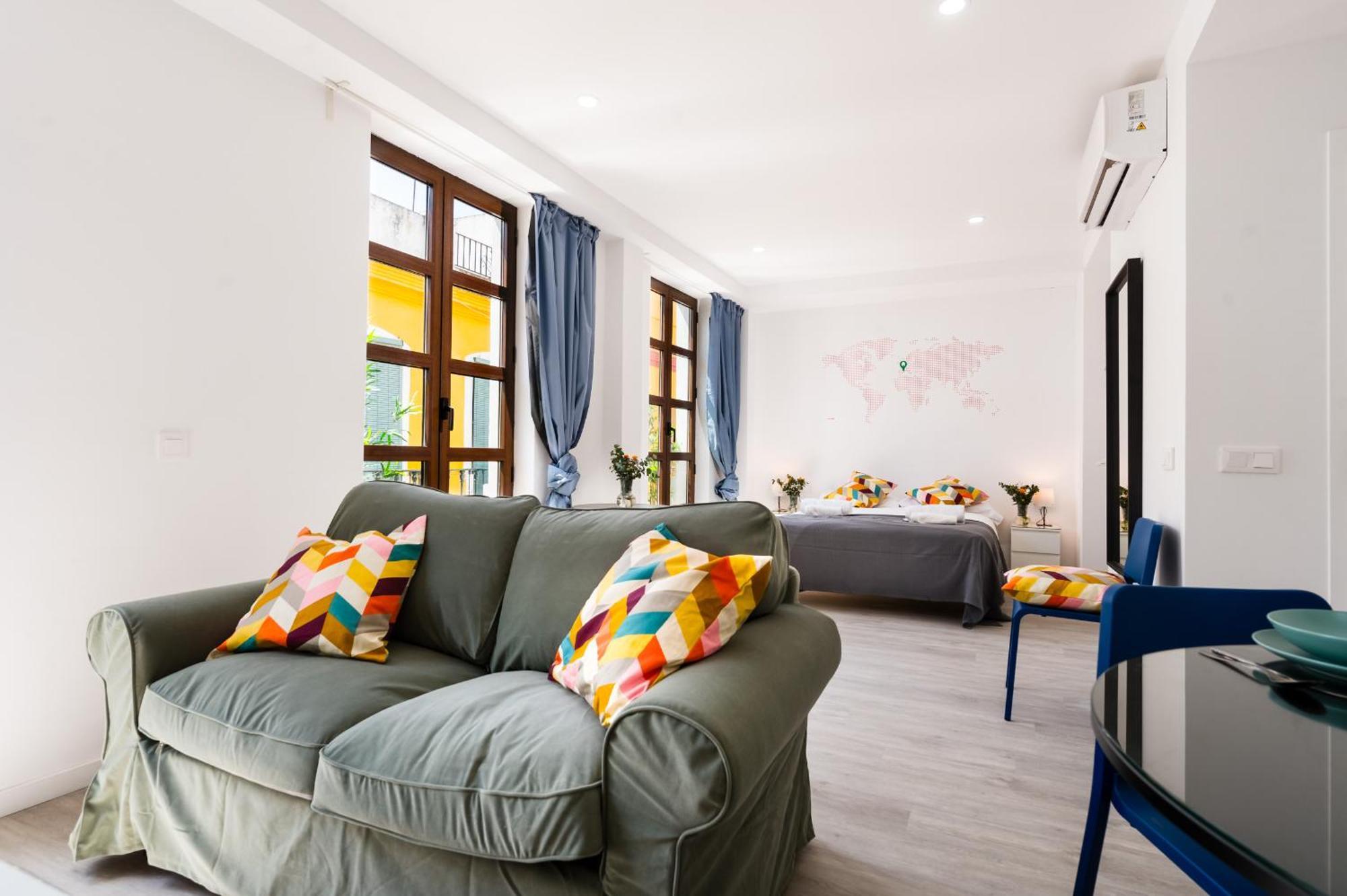 Anfitrion Triana 1 Apartment Sevilla Bagian luar foto